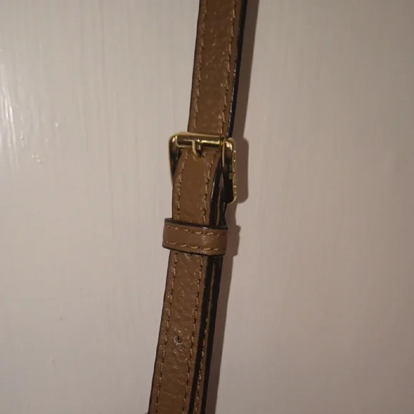 Michael Kors | Tan Crossbody Bag with Gold Accents - Picture 4 of 12